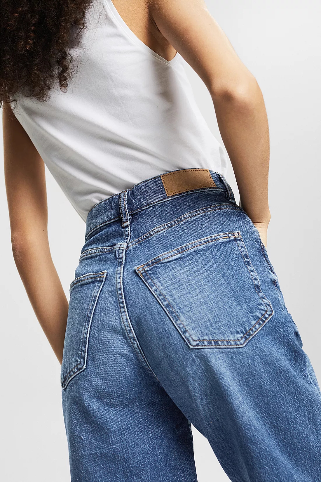 Pantalon vaquero corto ancho clearance