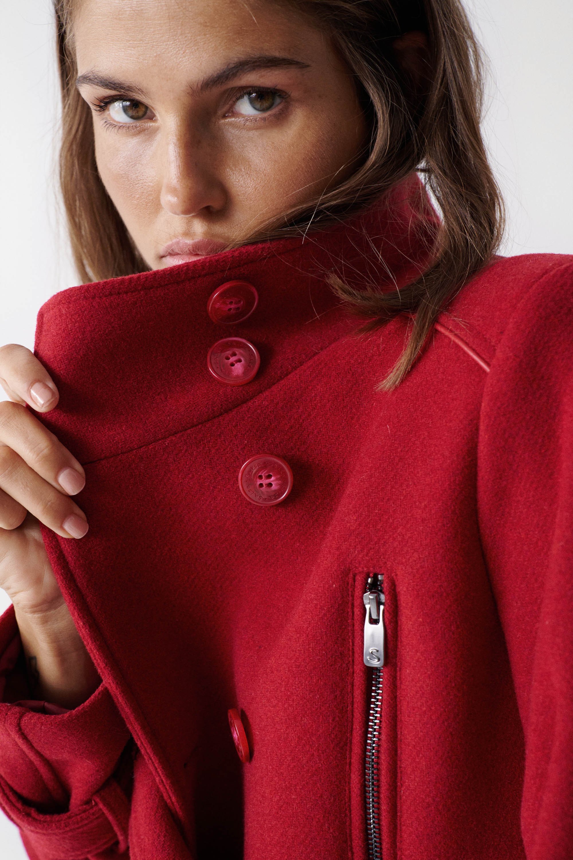 ABRIGO DE PAÑO CON BOTONES MUJER - Korner