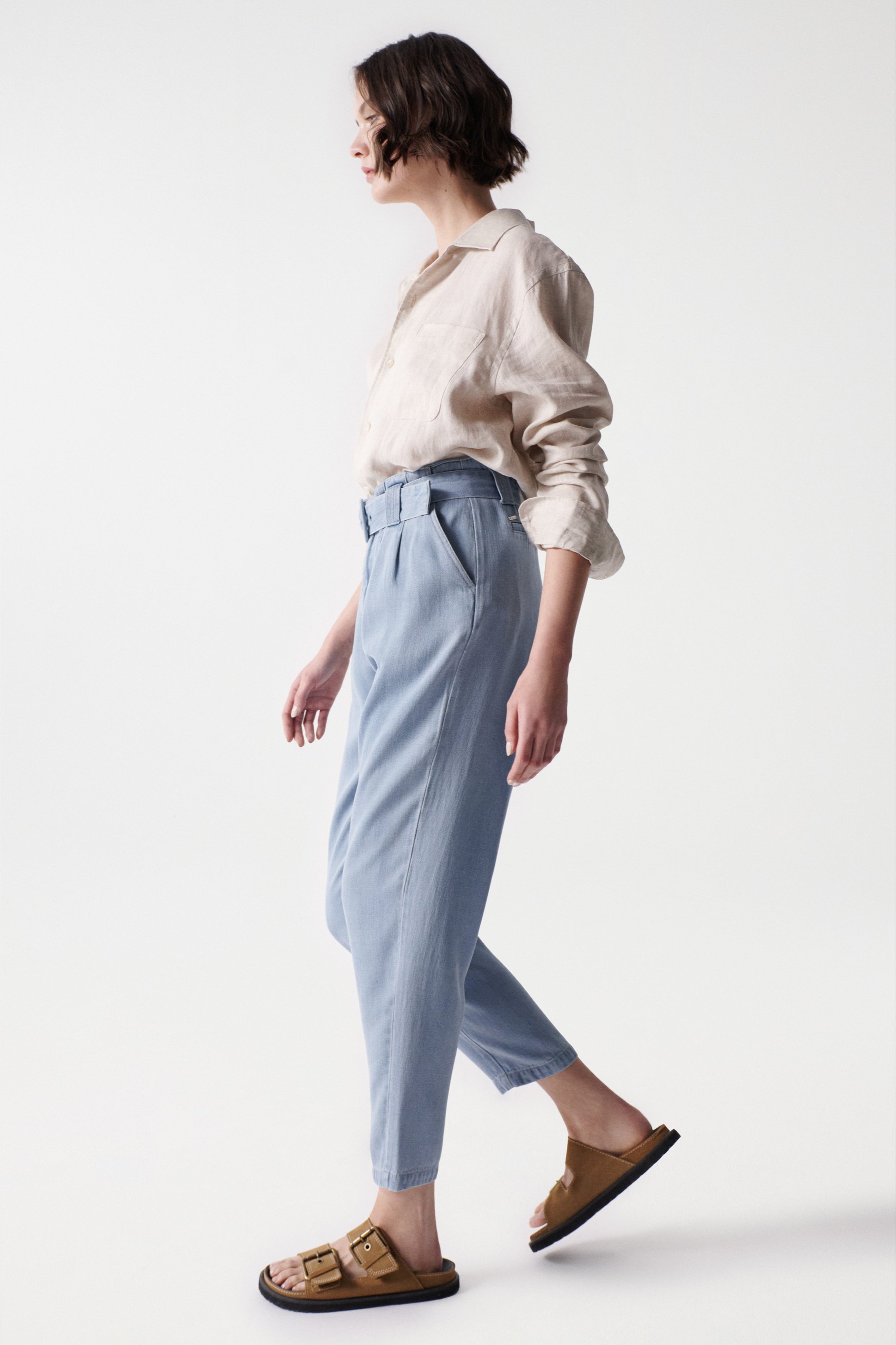 VAQUERO BAGGY LIGHTDENIM CON CINTUR N MUJER SALSA Korner