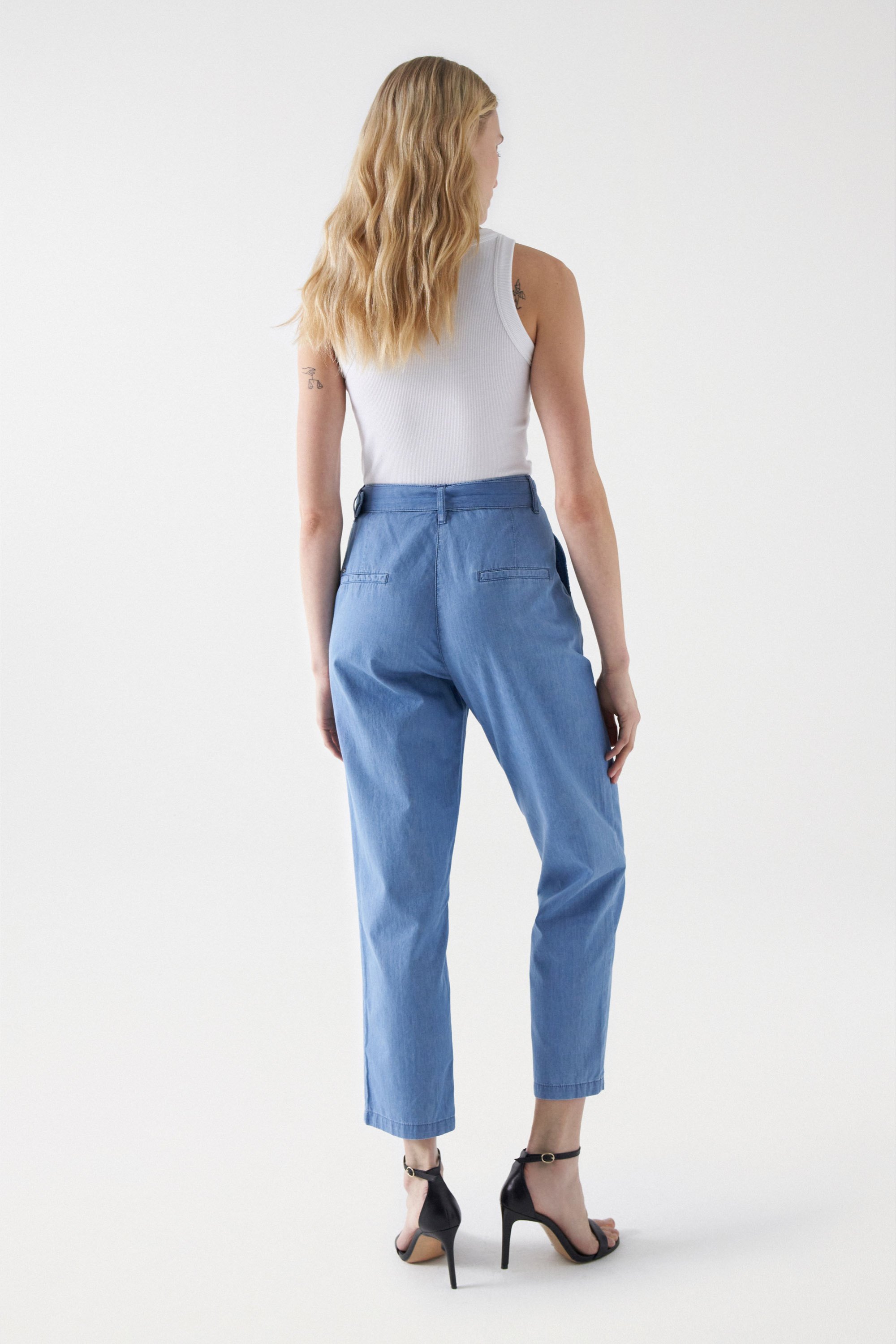 Pantalón corte slim mujer best sale