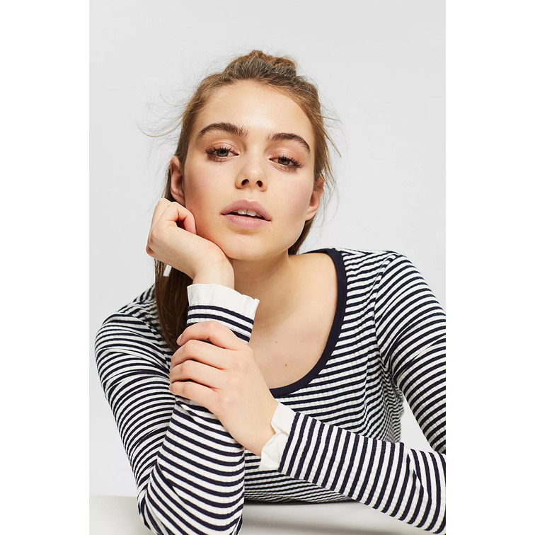 CAMISETA CON DETALLE DE VOLANTES MUJER ESPRIT
