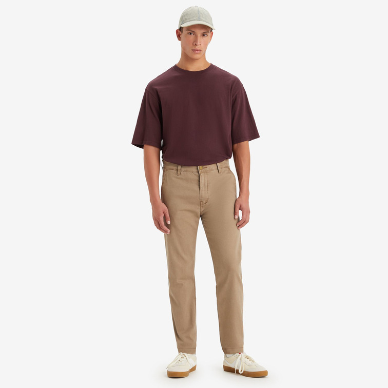 PANTALÓN CHINO ESTÁNDAR CÓNICO LIGHTWEIGHT HOMBRE LEVI'S