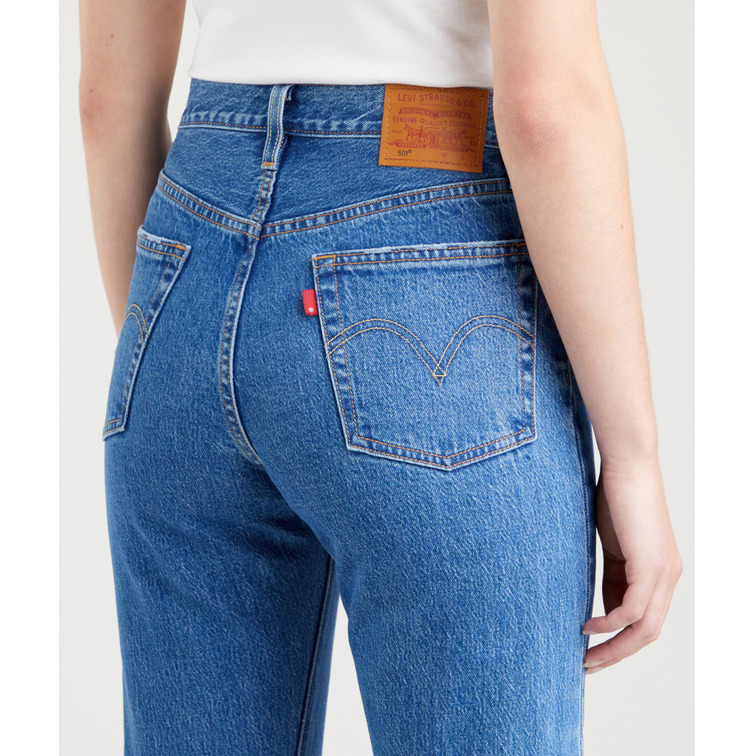 VAQUERO MUJER LEVIS 501 CROP JAZZ POP