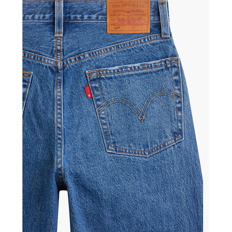 VAQUERO MUJER LEVIS 501 CROP JAZZ POP