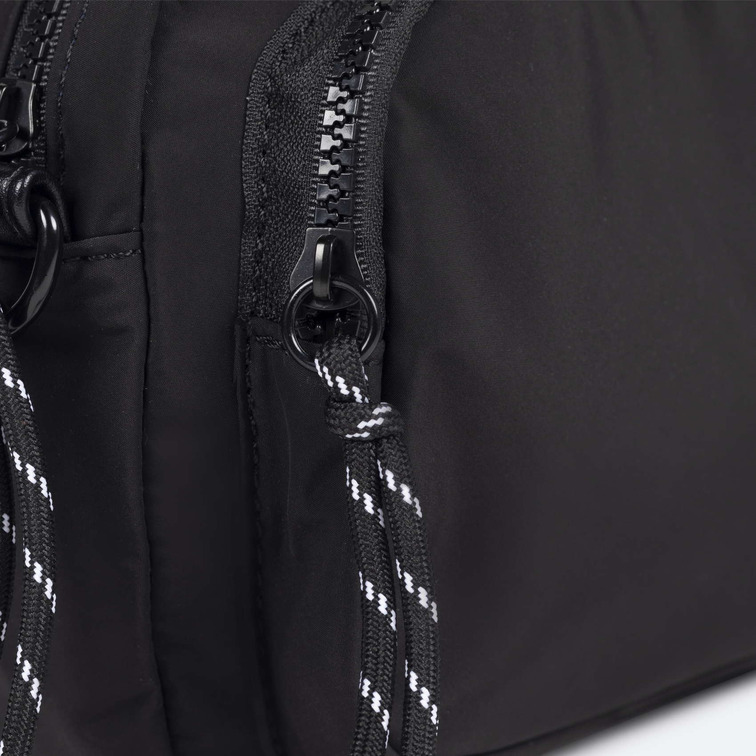 BOLSO MUJER  MUNICH SHALLOW CROSSBODY CAMERA C/BLA