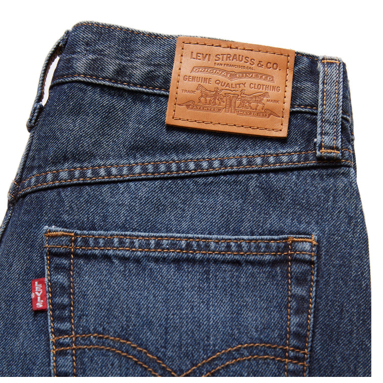 PANTALÓN CORTO MUJER LEVI'S FIT MOM AÑOS 80