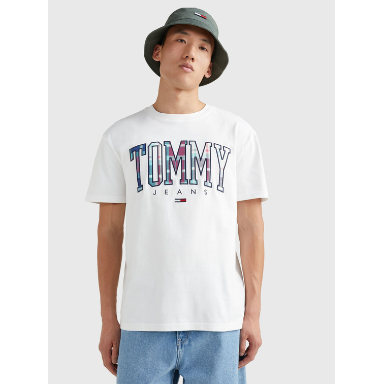 CAMISETA CON LOGO DE TARTÁN HOMBRE TOMMY JEANS