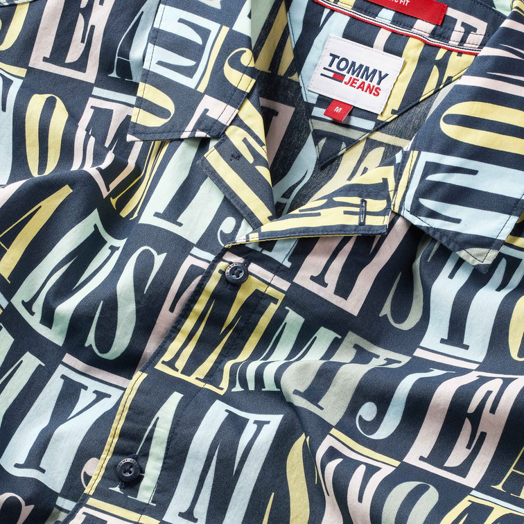 CAMISA DE MANGA CORTA CON ESTAMPADO LOGO HOMBRE TOMMY JEANS