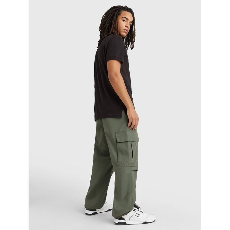 POLO DE CORTE CLÁSICO CON PARCHE HOMBRE TOMMY JEANS