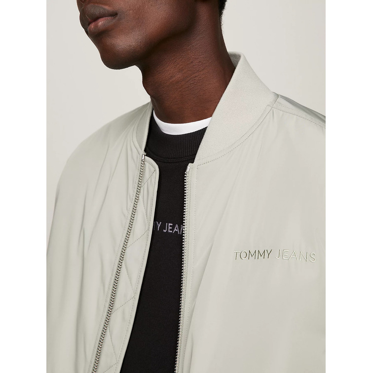 CAZADORA BOMBER CON LOGO TONAL HOMBRE TOMMY JEANS CLASSICS 