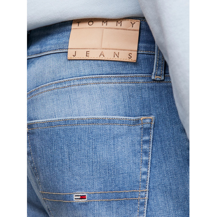 VAQUEROS SCANTON AJUSTADOS DESTEÑIDOS HOMBRE TOMMY JEANS