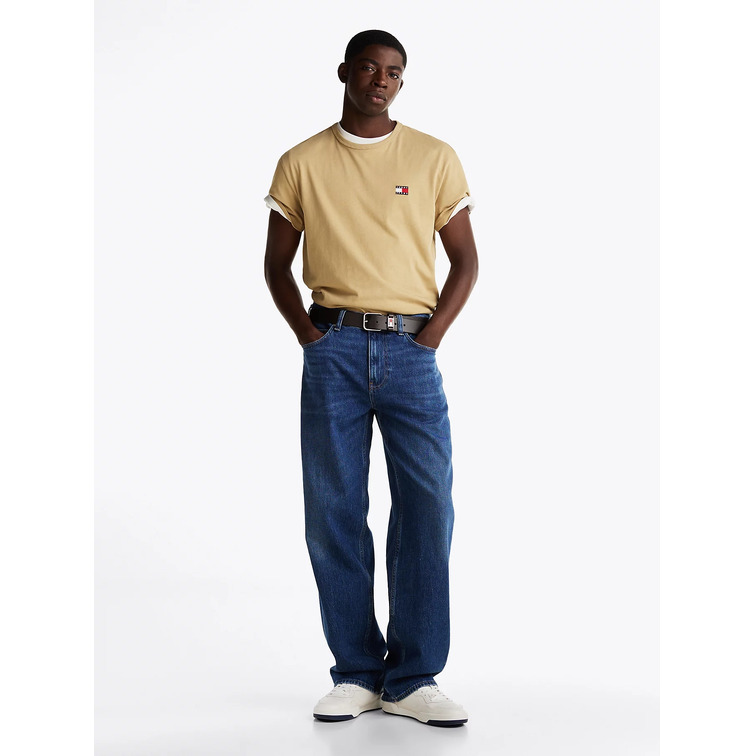 CAMISETA HOMBRE TOMMY JEANS LOGO PARCHE FIT REGULAR