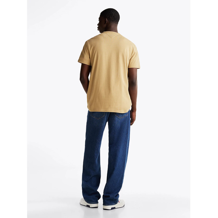 CAMISETA HOMBRE TOMMY JEANS LOGO PARCHE FIT REGULAR