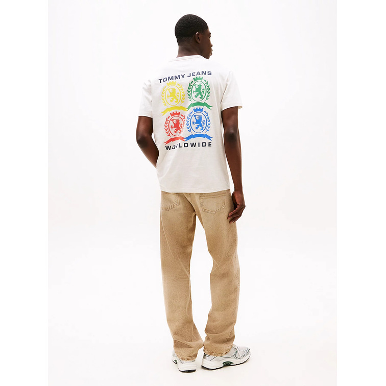 CAMISETA HOMBRE TOMMY JEANS ESCUDO UNIVERSITARIO FIT REGULAR