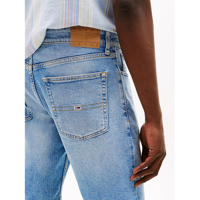 PANTALON CORTO HOMBRE TOMMY JEANS SCANTON FIT SLIM