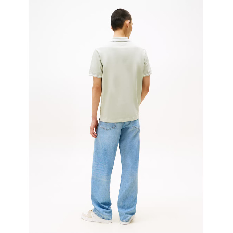 POLO HOMBRE TOMMY JEANS RIBETEADO FIT REGULAR