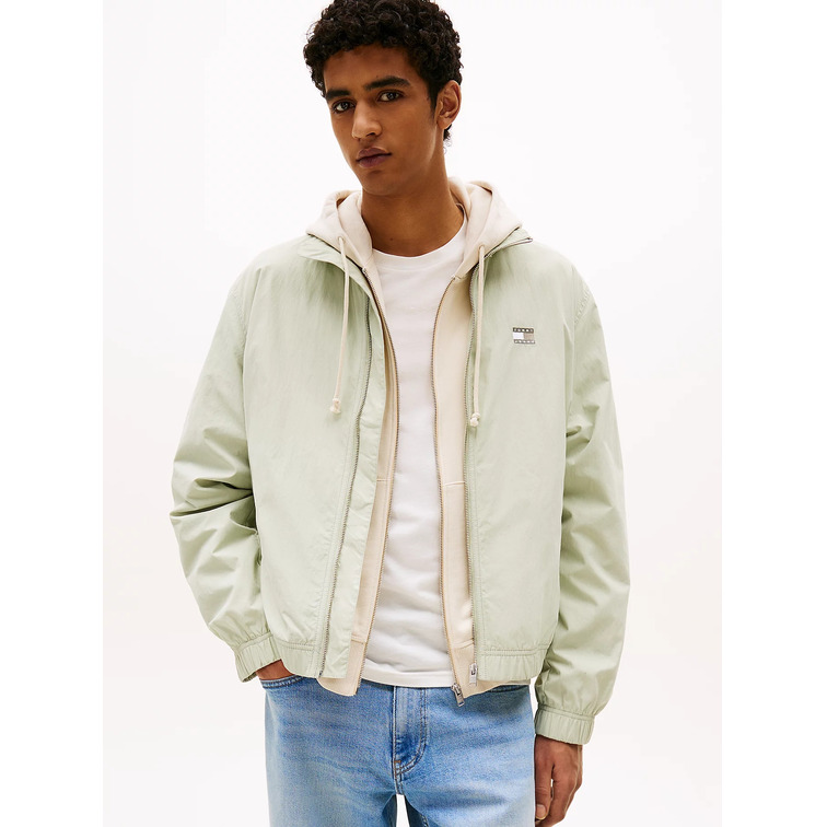 CAZADORA HOMBRE TOMMY JEANS REPELENTE AL AGUA