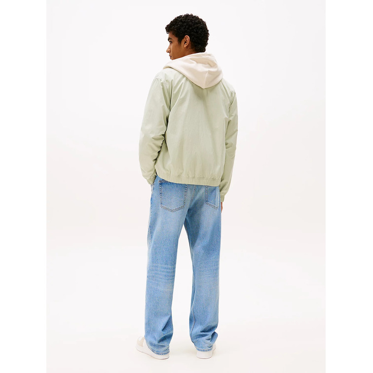 CAZADORA HOMBRE TOMMY JEANS REPELENTE AL AGUA