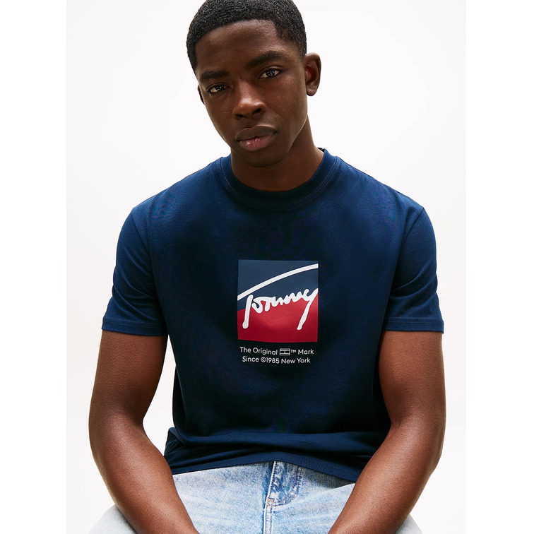 HOMBRE TJM REG RWB DNA TEE C1G