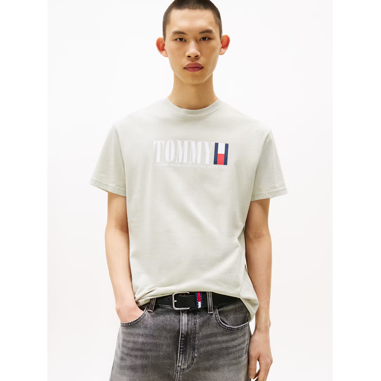 CAMISETA HOMBRE TOMMY JEANS CON LOGO