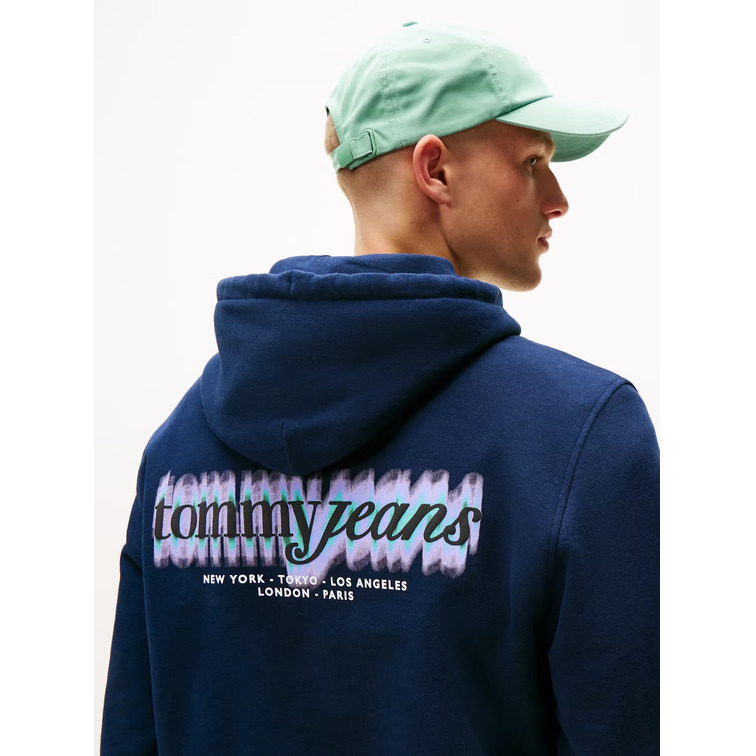 HOMBRE TJM REG BLUR SCRPT BCK HOOD EX C1G