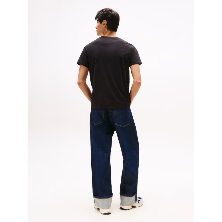 HOMBRE TJM REG FLAG DNA TEE EXT BDS
