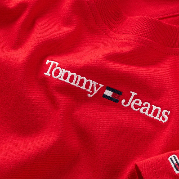 CAMISETA OVERSIZE MUJER TOMMY JEANS LOGO SERIF