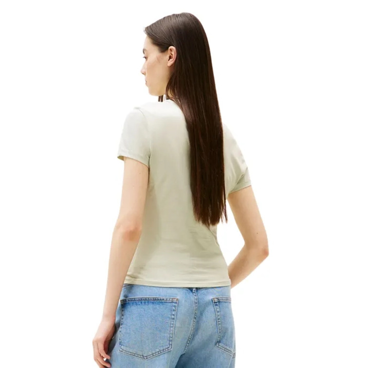 MUJER TJW SLIM ESSENTIAL LOGO2 TEE E M1C
