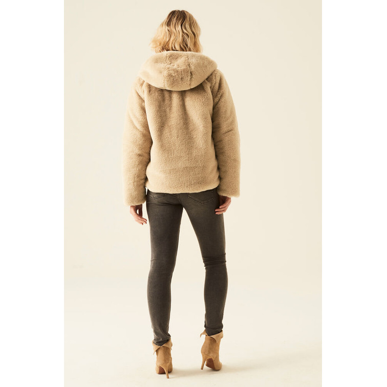 CAZADORA BOMBER REVERSIBLE DE PELO GARCIA JEANS