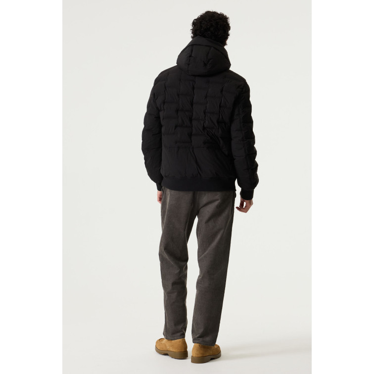 HOMBRE OUTERWEAR 60