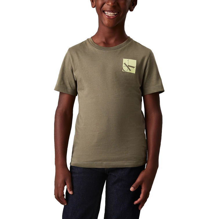 CAMISETA NIÑO CALVIN KLEIN CON LOGO FIT REGULAR