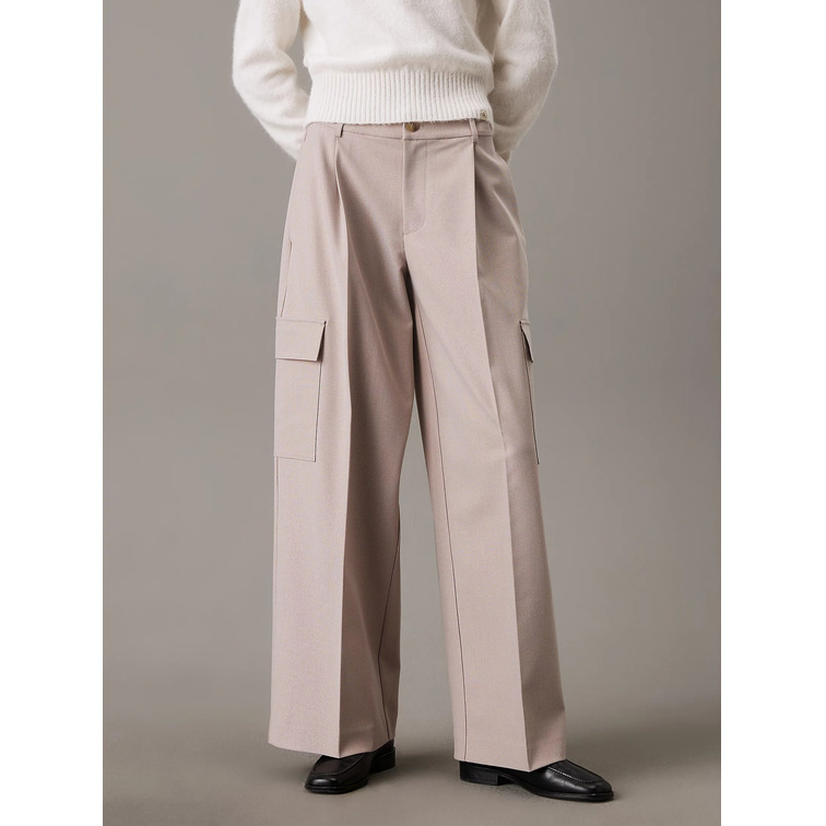 PANTALÓN CARGO MUJER CALVIN KLEIN TAILORED FIT HOLGADO