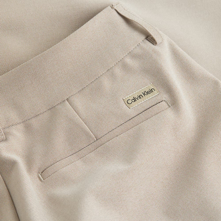 PANTALÓN CARGO MUJER CALVIN KLEIN TAILORED FIT HOLGADO