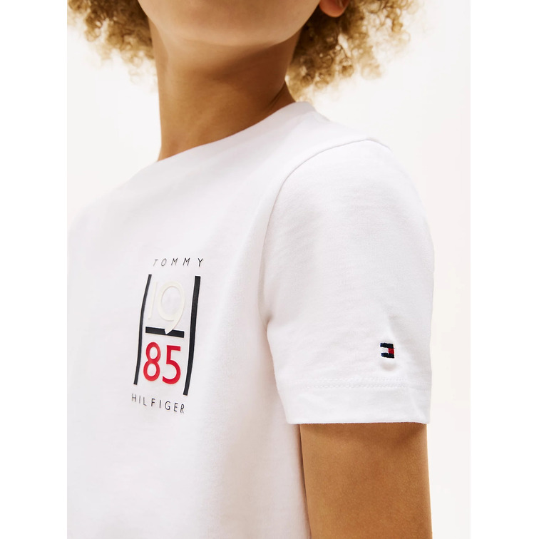 CAMISETA NIÑO TOMMY HILFIGER CON LOGO GRAFICO
