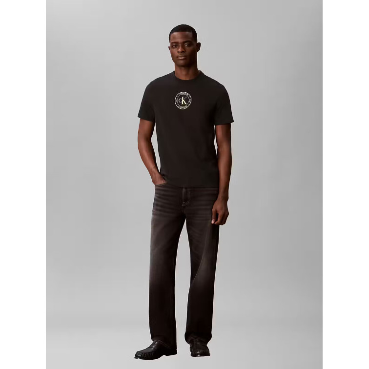 CAMISETA HOMBRE  CALVIN KLEIN SS 30S EU CREST GRAPHIC TEE