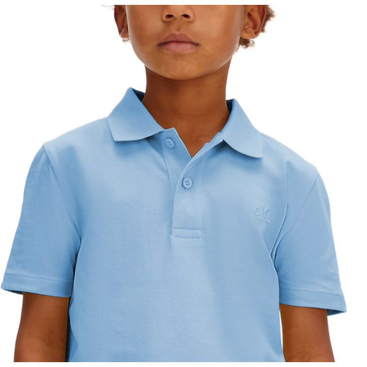 POLO PIQUÉ NIÑO CALVIN KLEIN CON LOGO BORDADO