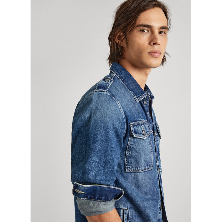 CAZADORA DENIM HOMBRE PEPE JEANS ESTAMPADO EN ESPALDA 