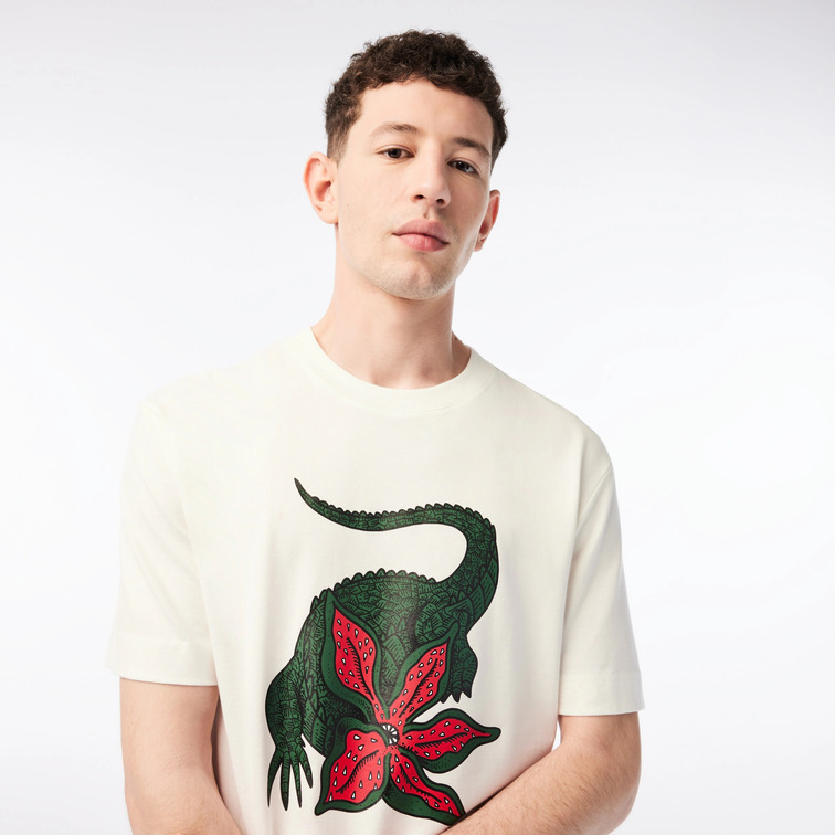 CAMISETA ESTAMPADA EN ALGODÓN ECOLÓGICO HOMBRE LACOSTE X NETFLIX