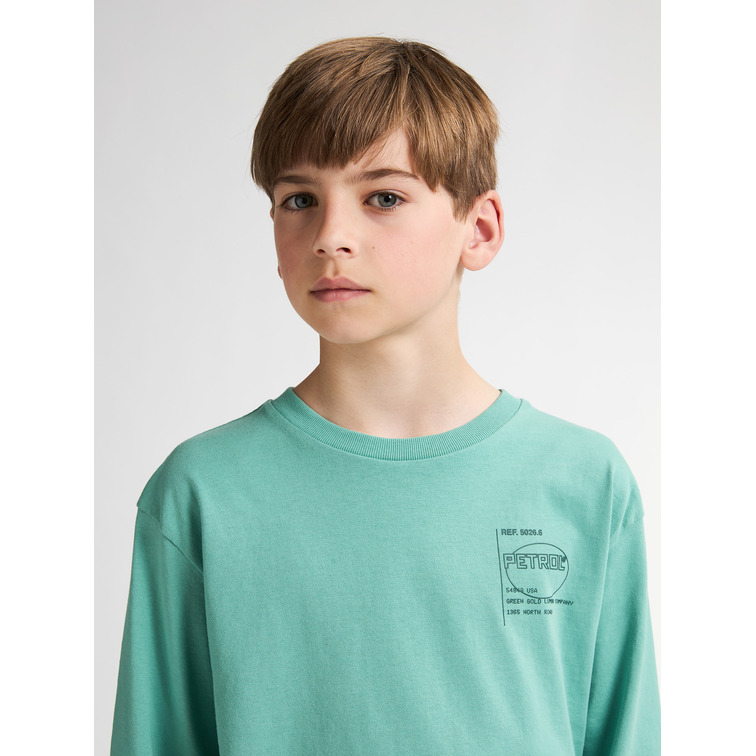 CAMISETA NIÑO PETROL INDUSTRIES CON ESTAMPADO TRASERO