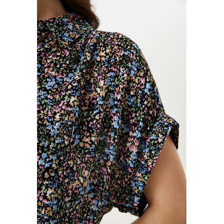 CAMISA DE MANGA CORTA CON ESTAMPADO FLORAL MUJER GARCIA JEANS