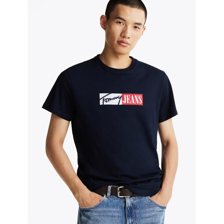 CAMISETA HOMBRE TOMMY JEANS LOGO DISTINTIVO FIT SLIM