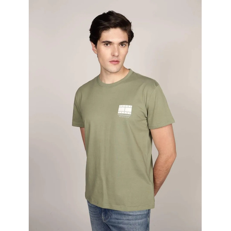 CAMISETA HOMBRE TOMMY JEANS CON LOGO FIT REGULAR