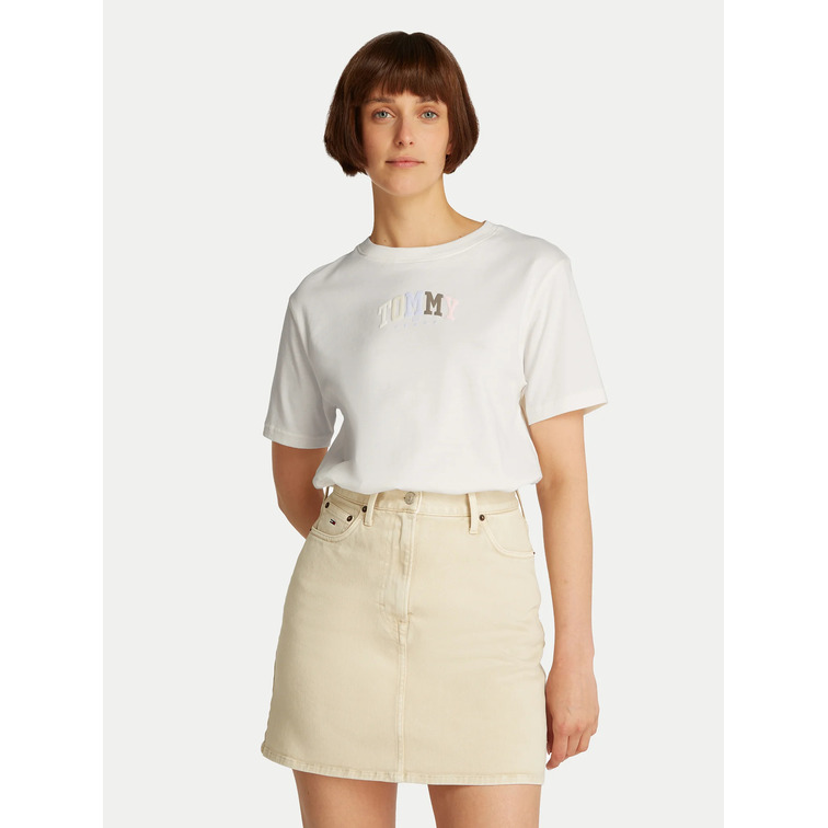 CAMISETA MUJER TOMMY JEANS CON LOGO FIT HOLGADO