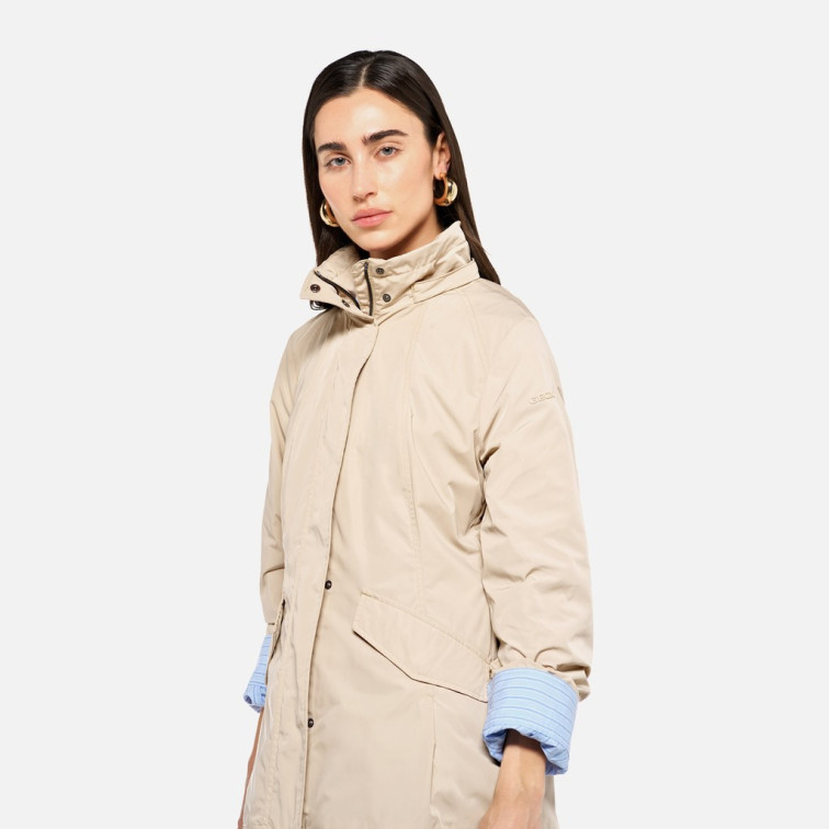 CHAQUETA CORTAVIENTOS MUJER GEOX ANNYA CON CAPUCHA