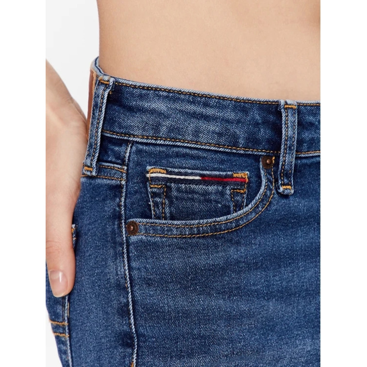 SHORT VAQUERO CEÑIDO MUJER TOMMY JEANAS NORA