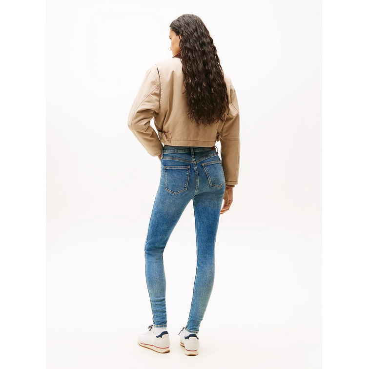 VAQUERO MUJER TOMMY JEANS NORA FIT SKINNY