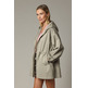 CHAQUETA CON CAPUCHA MUJER DEELUXE FIT HOLGADO