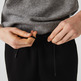 PANTALÓN DE CHÁNDAL CON FRANJAS ESTAMPADAS HOMBRE LACOSTE