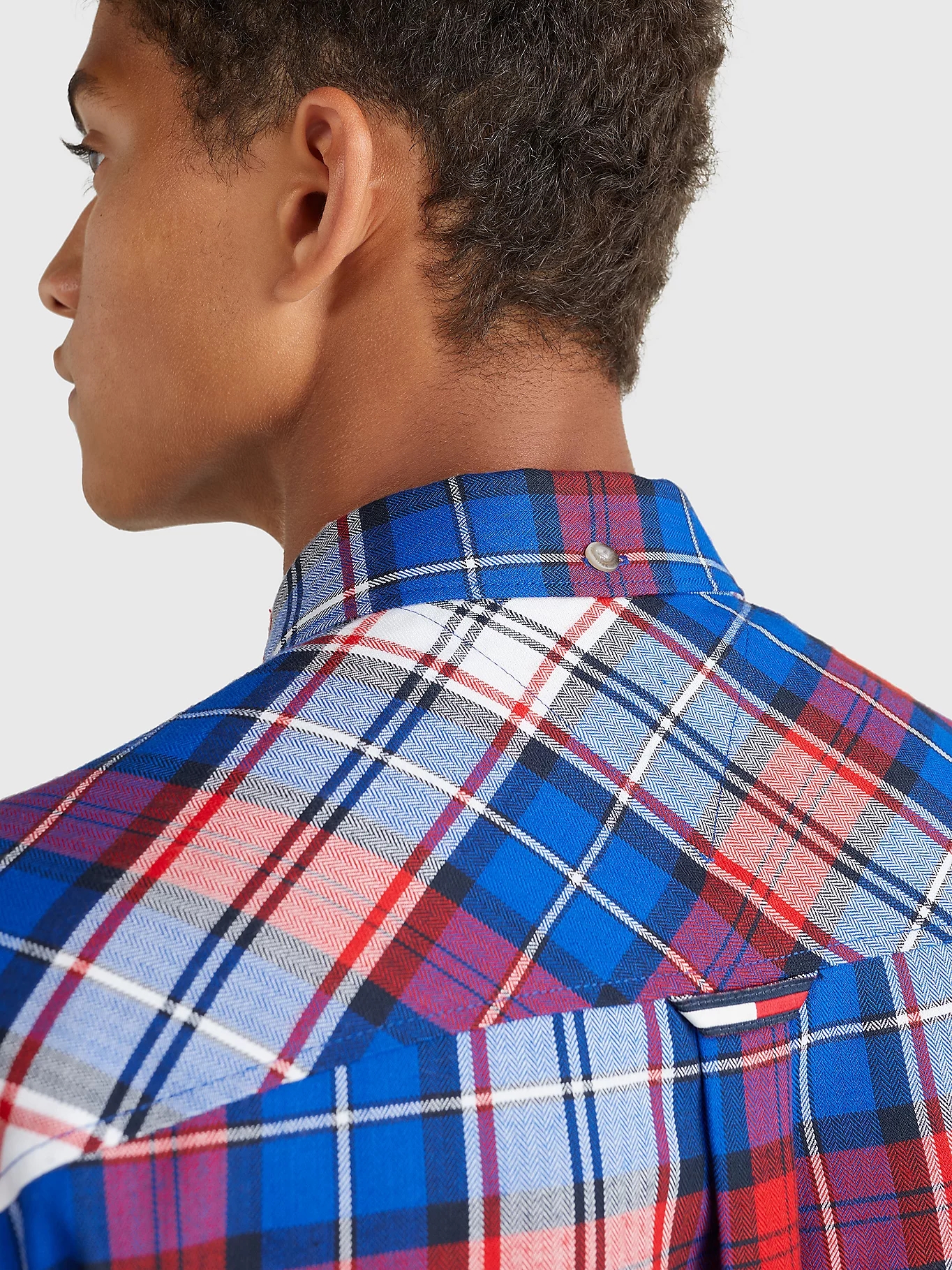 CAMISA DE FRANELA CON ESTAMPADO DE CUADROS HOMBRE TOMMY JEANS CAMISA DE FRANELA CON ESTAMPADO DE CUADROS HOMBRE TOMMY JEANS
