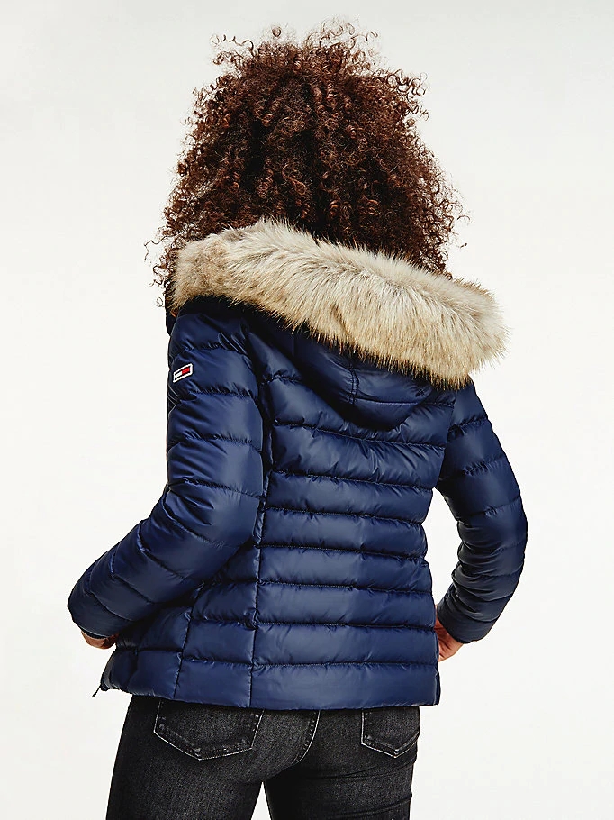 CAZADORA DE MUJER DE PLUMAS TOMMY JEANS CON CAPUCHA